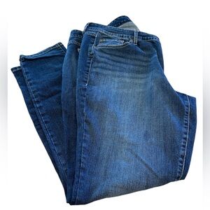 Torrid Skinny Jeans Women’s 16R Medium Wash Tapered Leg Spandex Denim Mid Rise